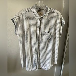 American Eagle Short Sleeve Button-Up Striped Shirt